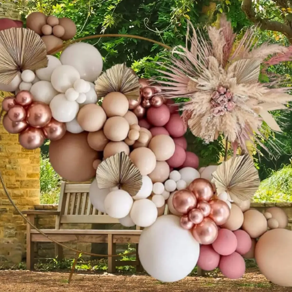 Kit Complet de Décoration Festive – 138 pièces 2.webp