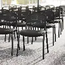 Chaise de réunion Iso Mesh empilable noir sophia mayotte 05.webp